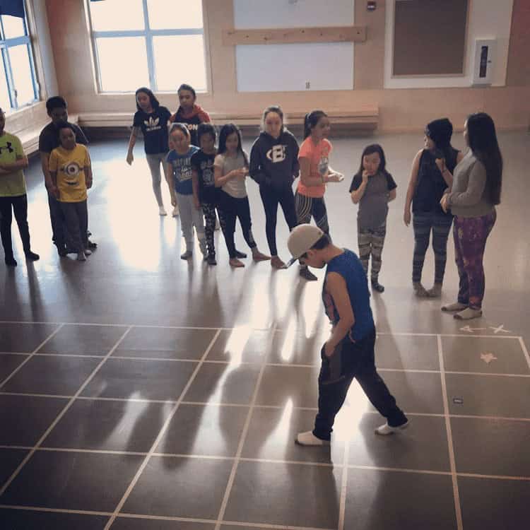 A group of students playing the XY Memory Grid game during a te(a)ch session.